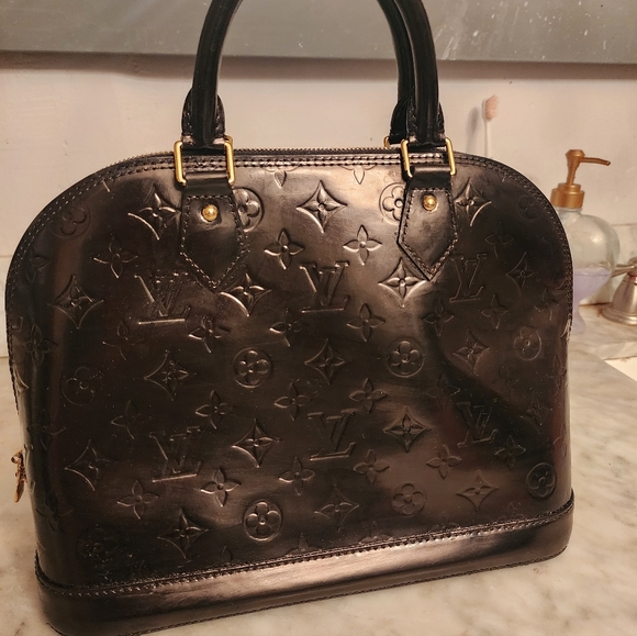 Louis Vuitton Alma PM Bag Black - Picture 2 of 8